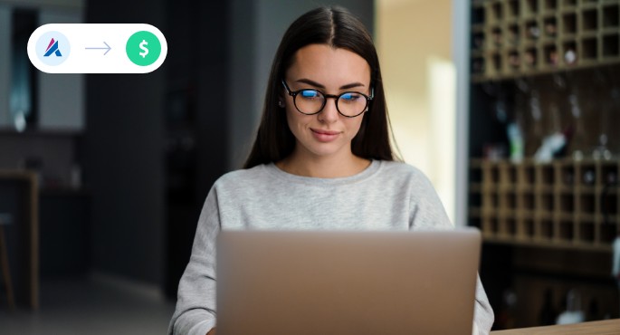 Imagem - Afiliada trabalhando com a Afilio