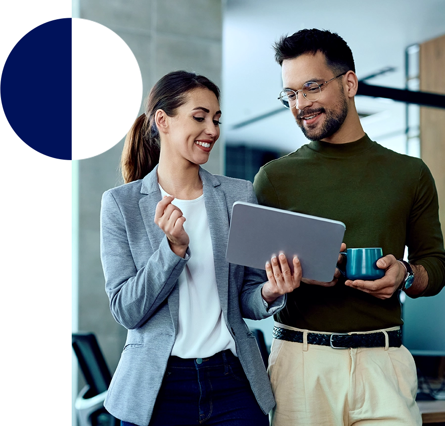 Pessoas usando tablet